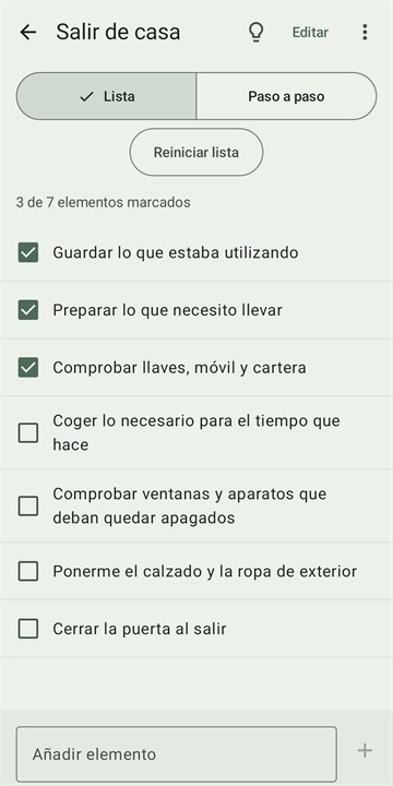 Lista «Salir de casa» en vista de lista: tres elementos marcados de siete y el botón «Reiniciar lista».